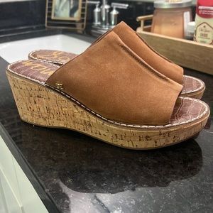 Suede wedges